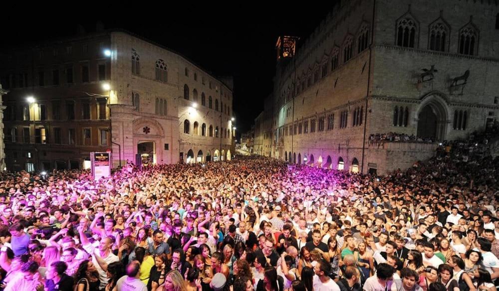 Ampio E Luminoso Monolocale Leilighet Perugia Eksteriør bilde